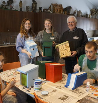 Heartland Forest helped build and paint 100 new bird nesting boxes for OPG's site-specific biodiversity program.