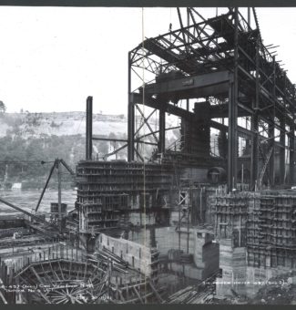 Construction of Sir Adam Beck I GS began in 1917 and required about 10,000 workers.