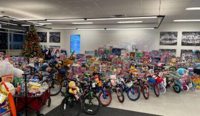 Durham Regional Police Service Food and Toy Drive