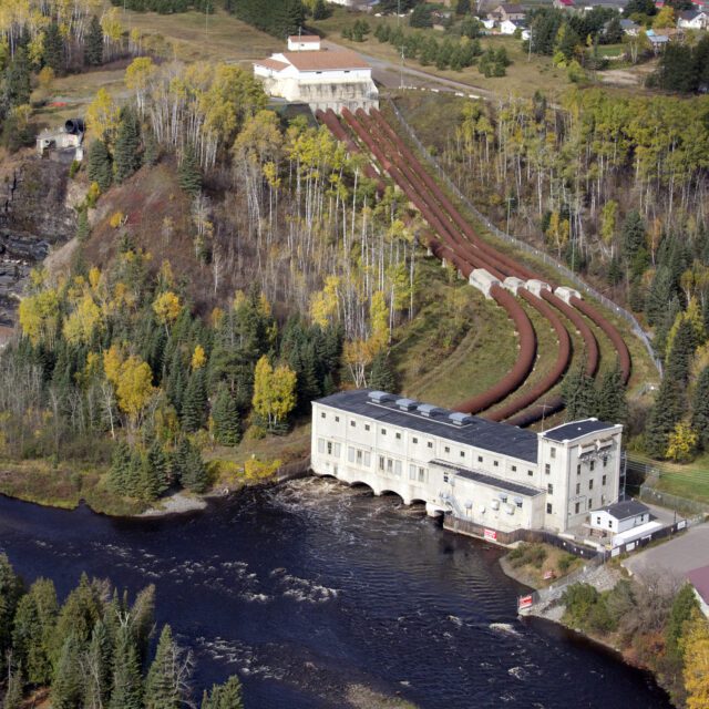Kakabeka Falls GS from above